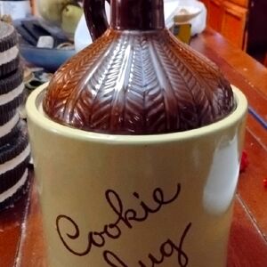 Brown and Cream Cookie Jug